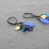Cluster oorbellen in blauw