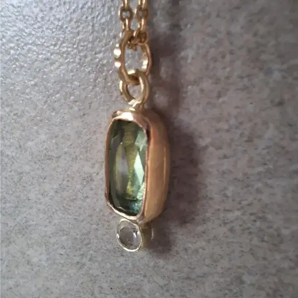 Gouden hanger met groene- en witte toermalijn - Afbeelding 3