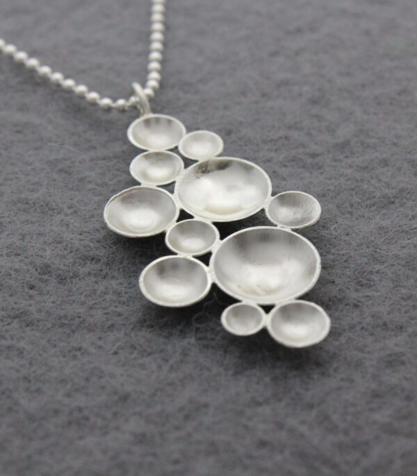 collier met bubbels in zilver