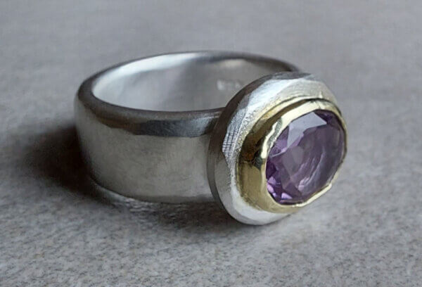 ring zilver met goud paars amethist chunky